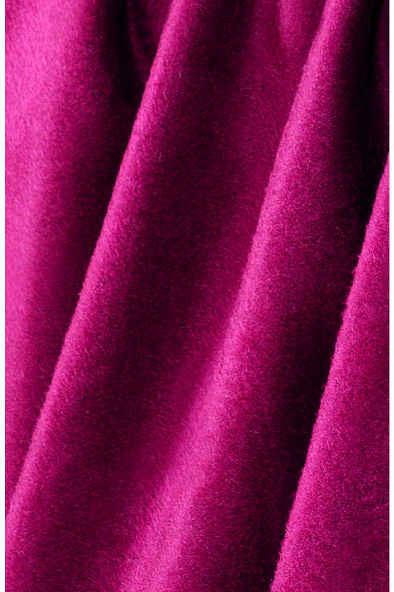 Marinetti throw, Alternate, color, Red