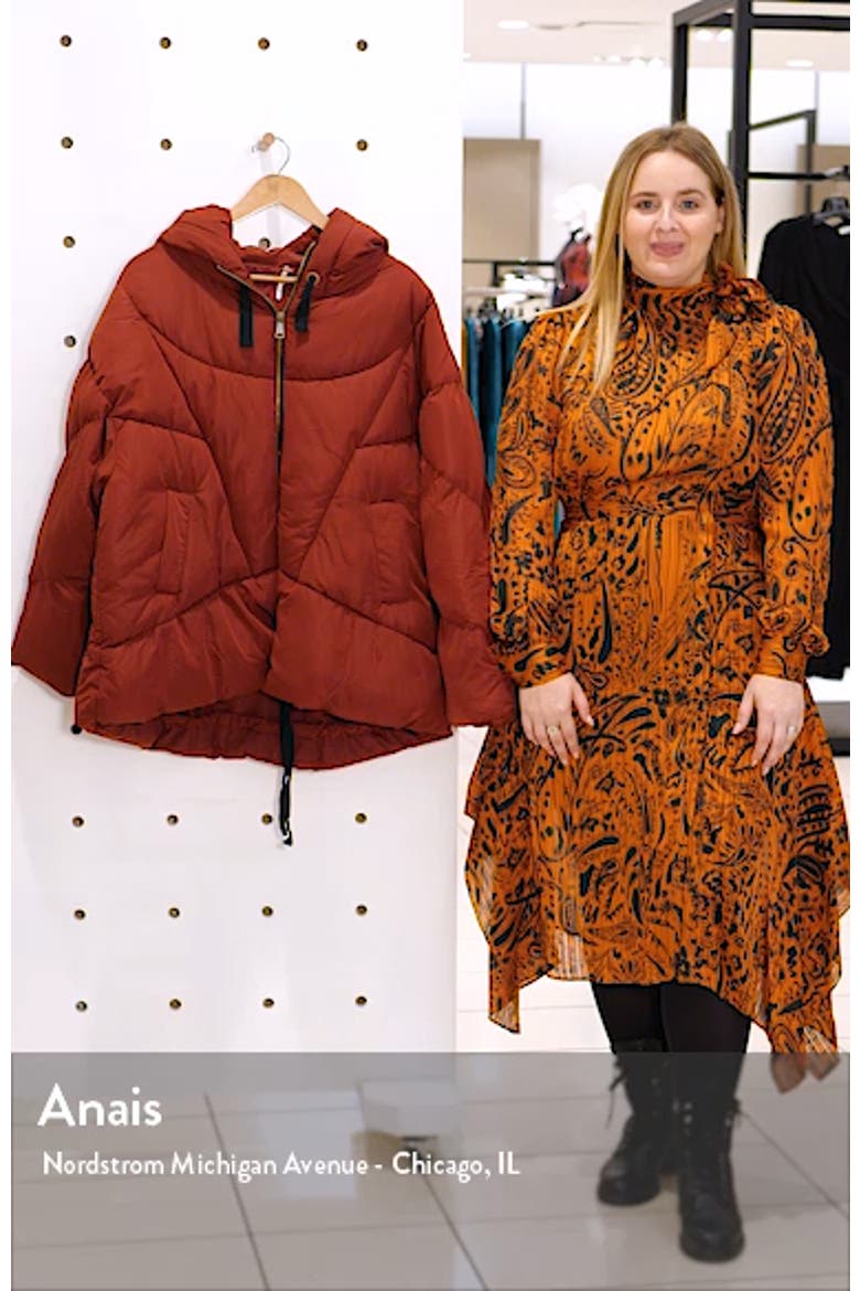 Hailey Hooded Puffer Jacket video