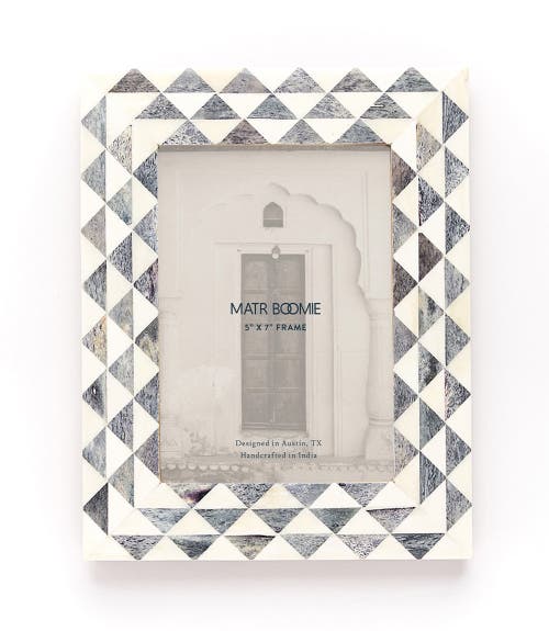 Matr Boomie Varuna Gray And White Picture Frame