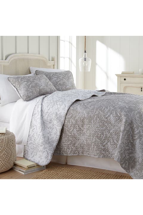 Winter Brush Reversible Quilt Set