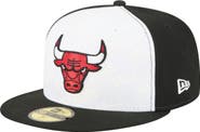 New Era Men's New Era  White/Black Chicago Bulls Repeat 59Fifty Fitted Hat