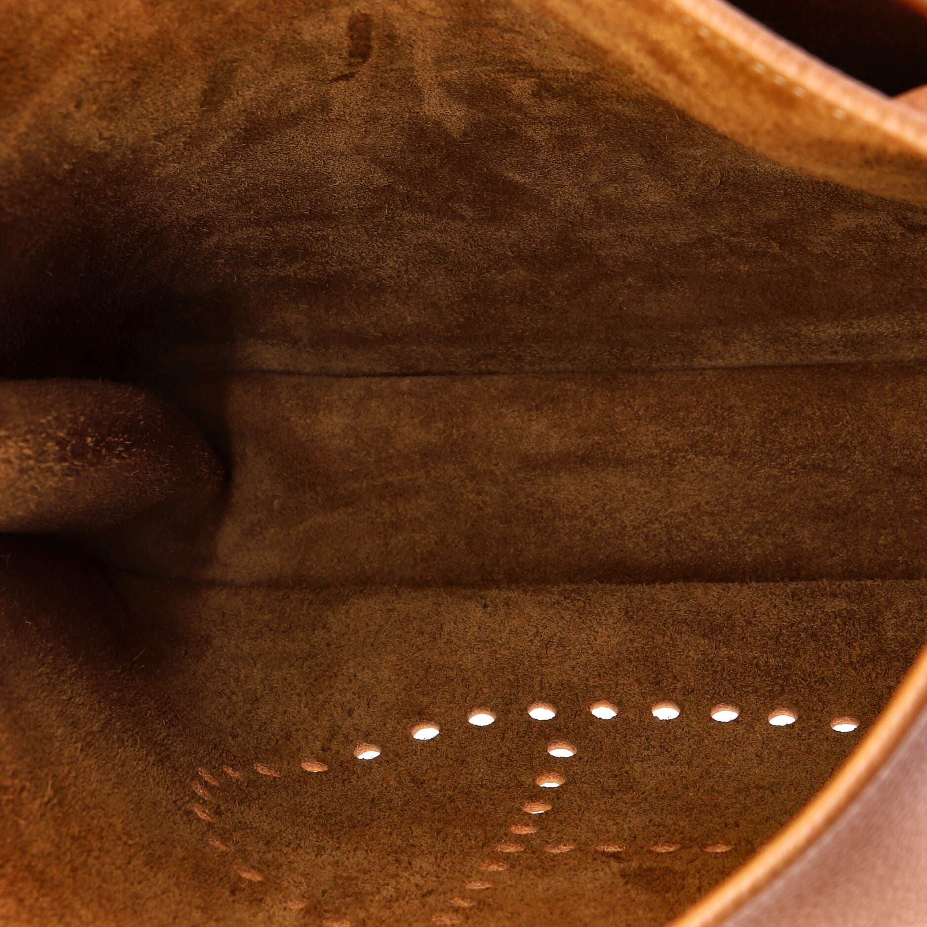 Pre-Owned Hermes Evelyne Bag Gen III Clemence GM, Alternate, color, 