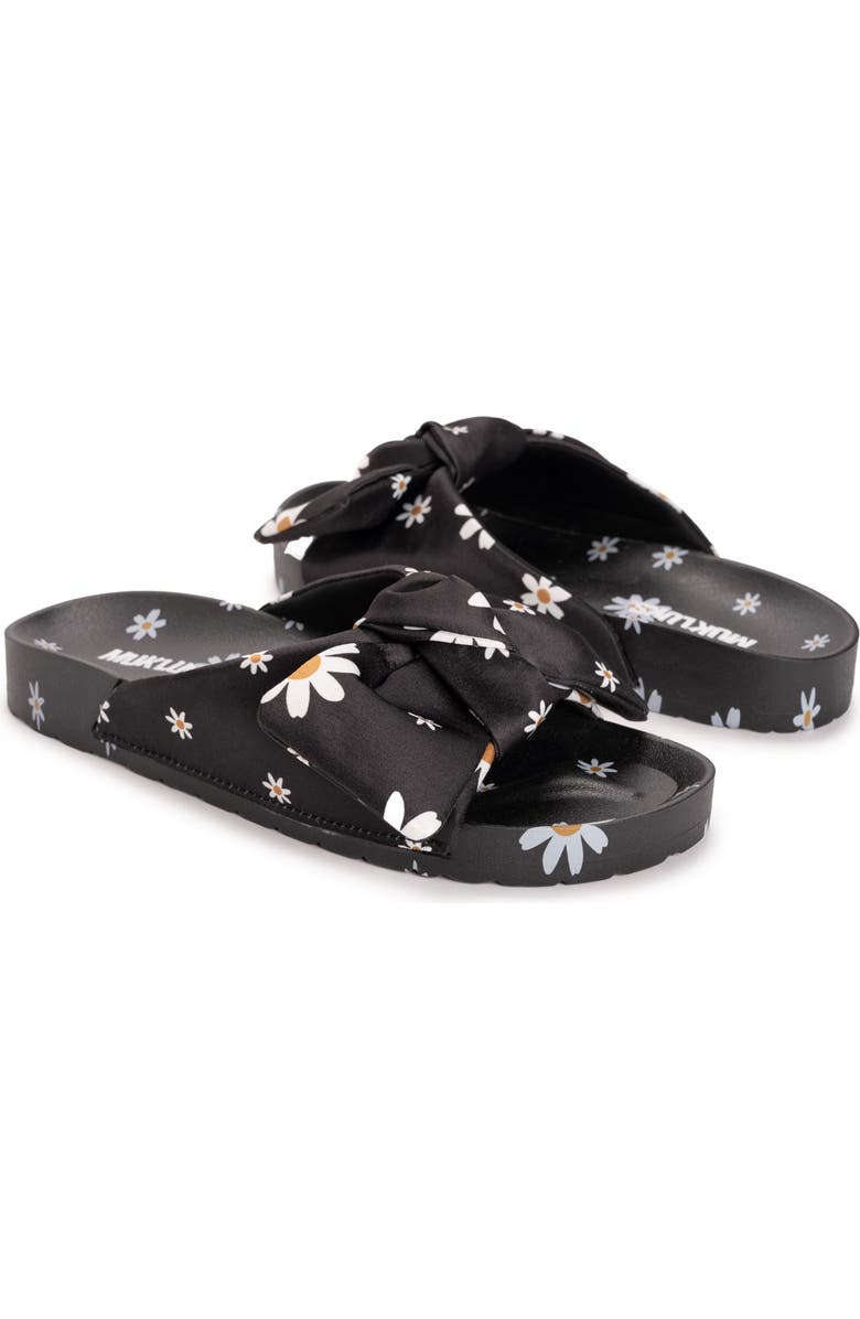 MUK LUKS Island Luau Sandals, Alternate, color, Black