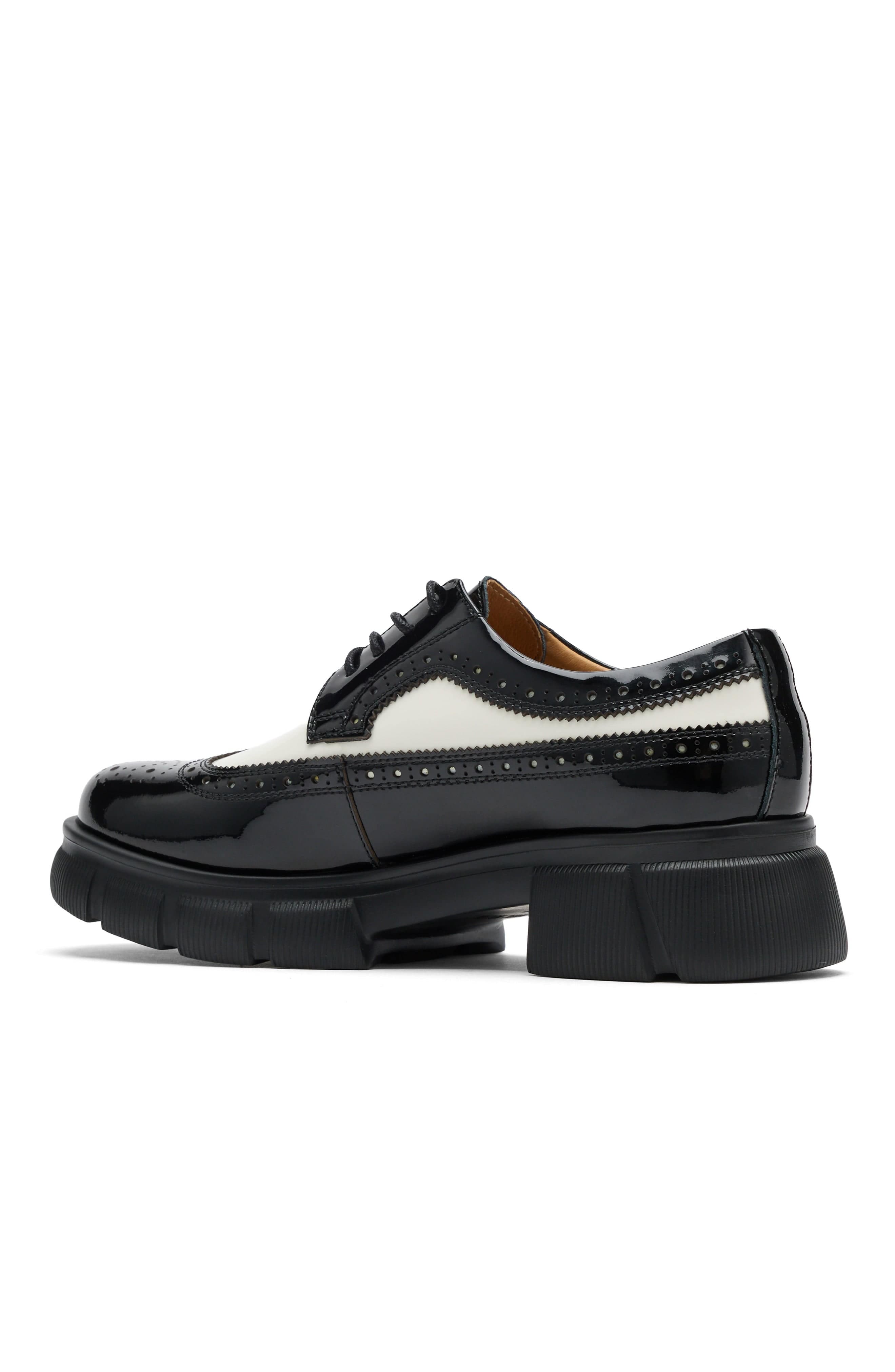 Ms. Alexander Leather Lug Wingtip Derby, Alternate, color, Black/White Patent