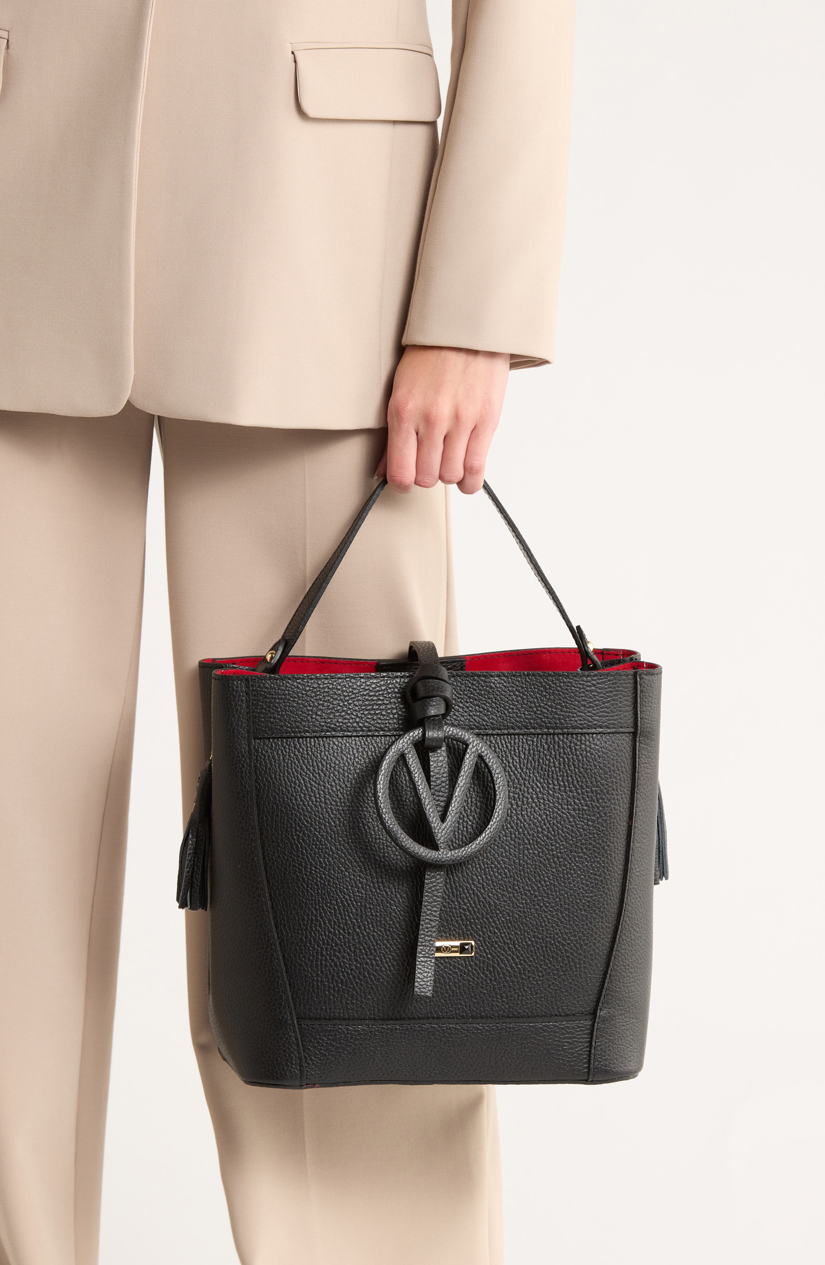 VALENTINO BY MARIO VALENTINO Callie Medallion VLOGO Leather Bucket Bag, Alternate, color, Black