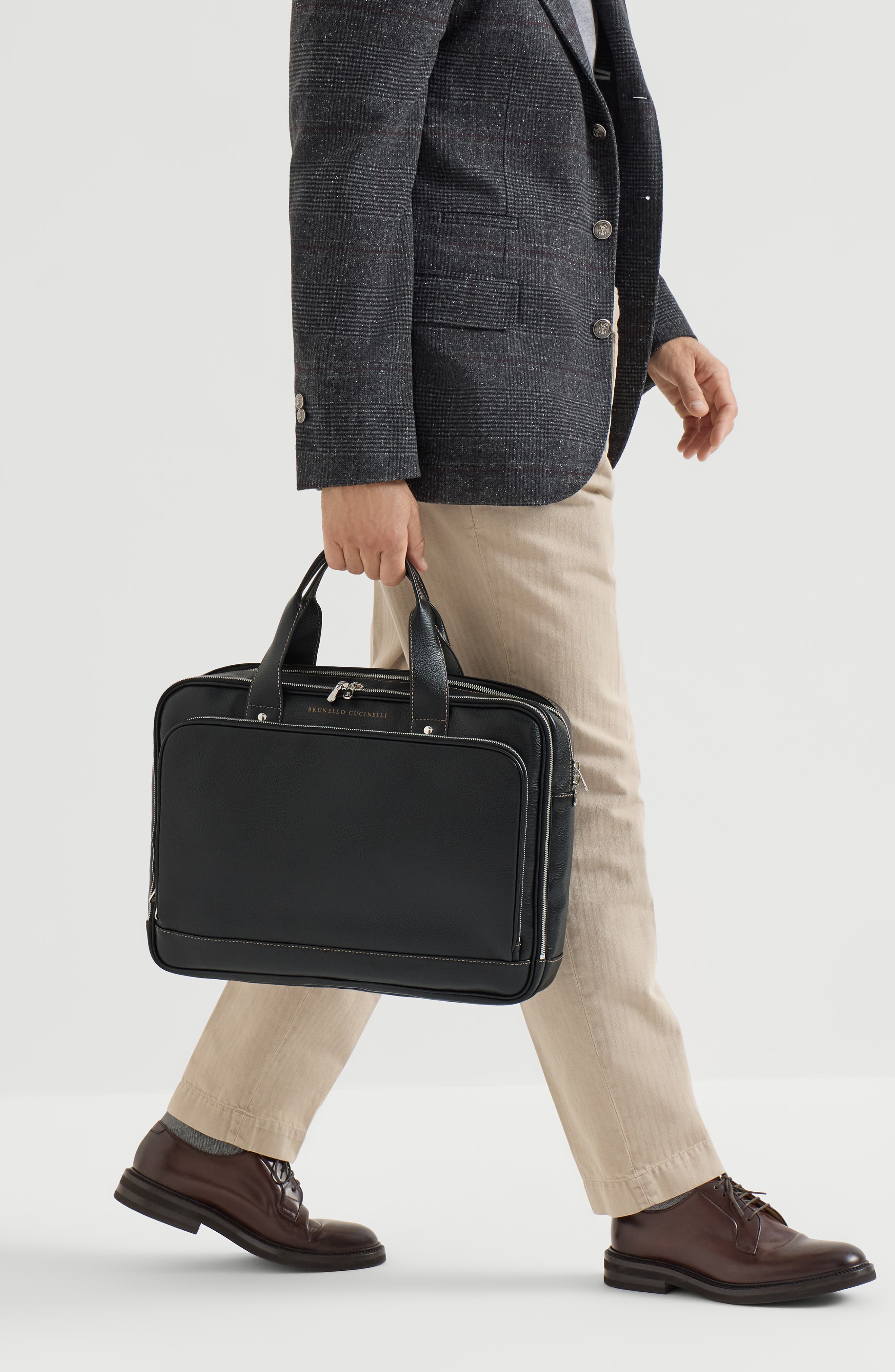Grained calfskin briefcase with zipper, Alternate, color, Black