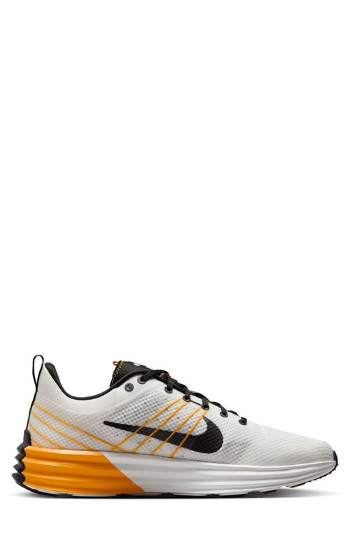Nike Lunar Roam Sneaker In White