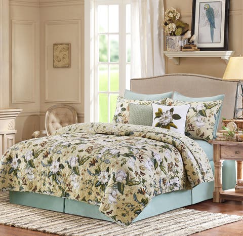 Garden Images Quilt Bedding Collection