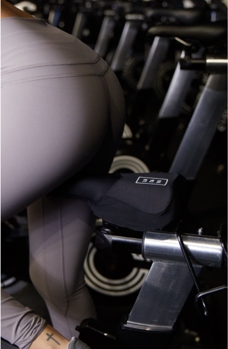Lutava Antimicrobial Saddle Slip Cover, Alternate, color, Black