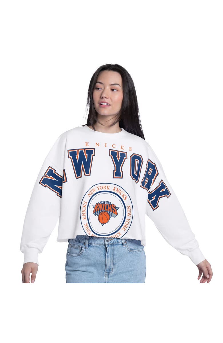 G-III 4HER BY CARL BANKS Women's G-III 4Her by Carl Banks  White New York Knicks Bleachers Cropped French Terry Sweatshirt, Main, color, White