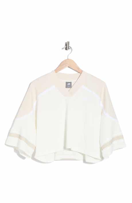 New Balance Oversize Crop Jersey Mesh V-Neck T-Shirt