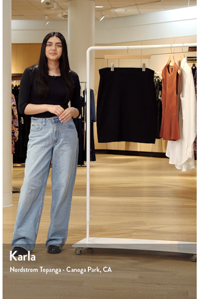 Solid Color Elastic Waist Stretch Skirt video