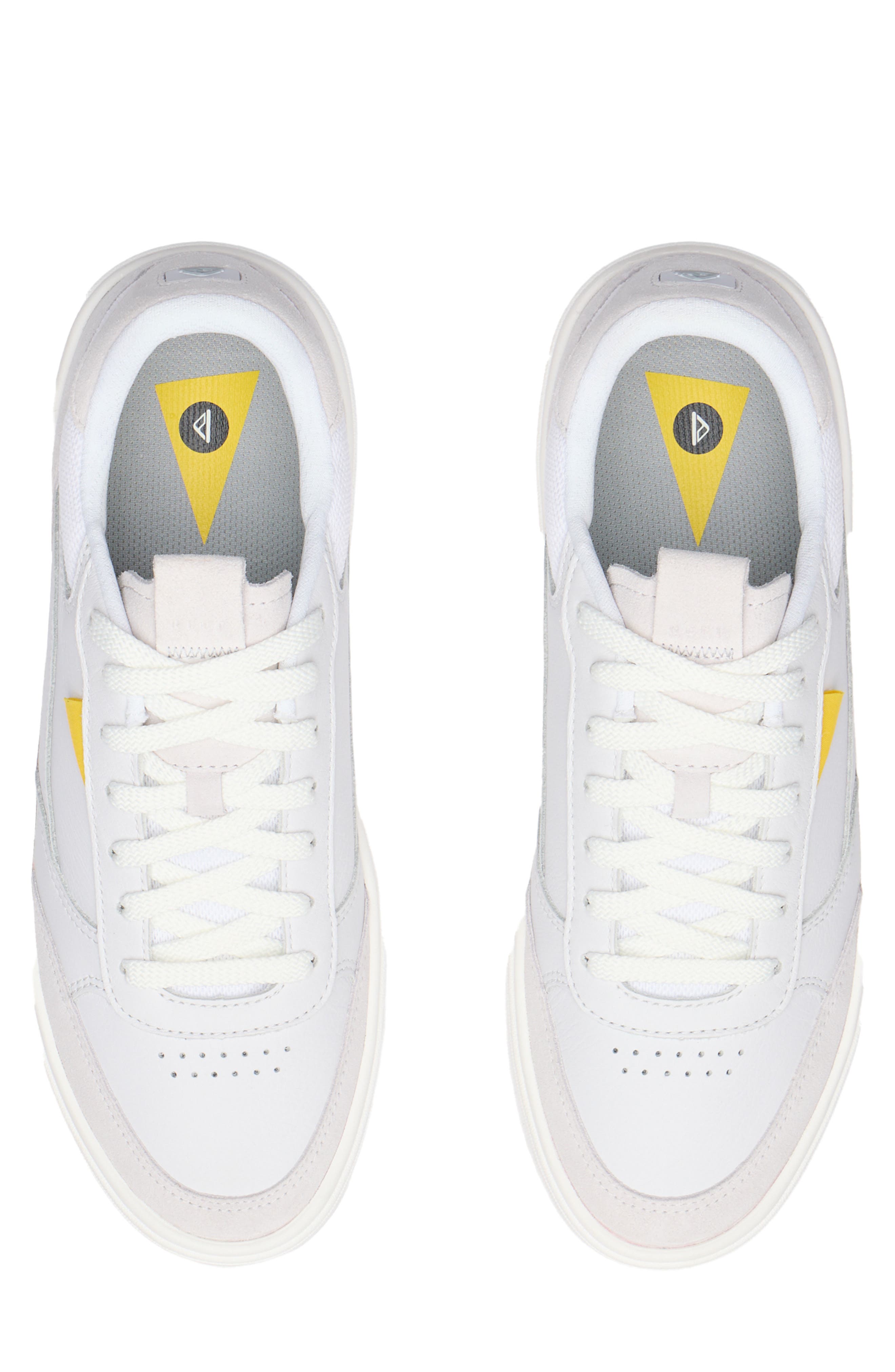 Reef Bom Dia Low Top Sneaker, Alternate, color, White