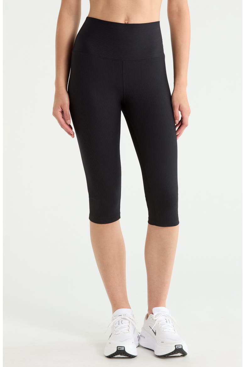 Ribbed High Waist Capri Leggings, Main, color, BLACK