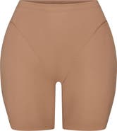SKIMS Ultimate Body Butt & Hip Enhancing Shorts