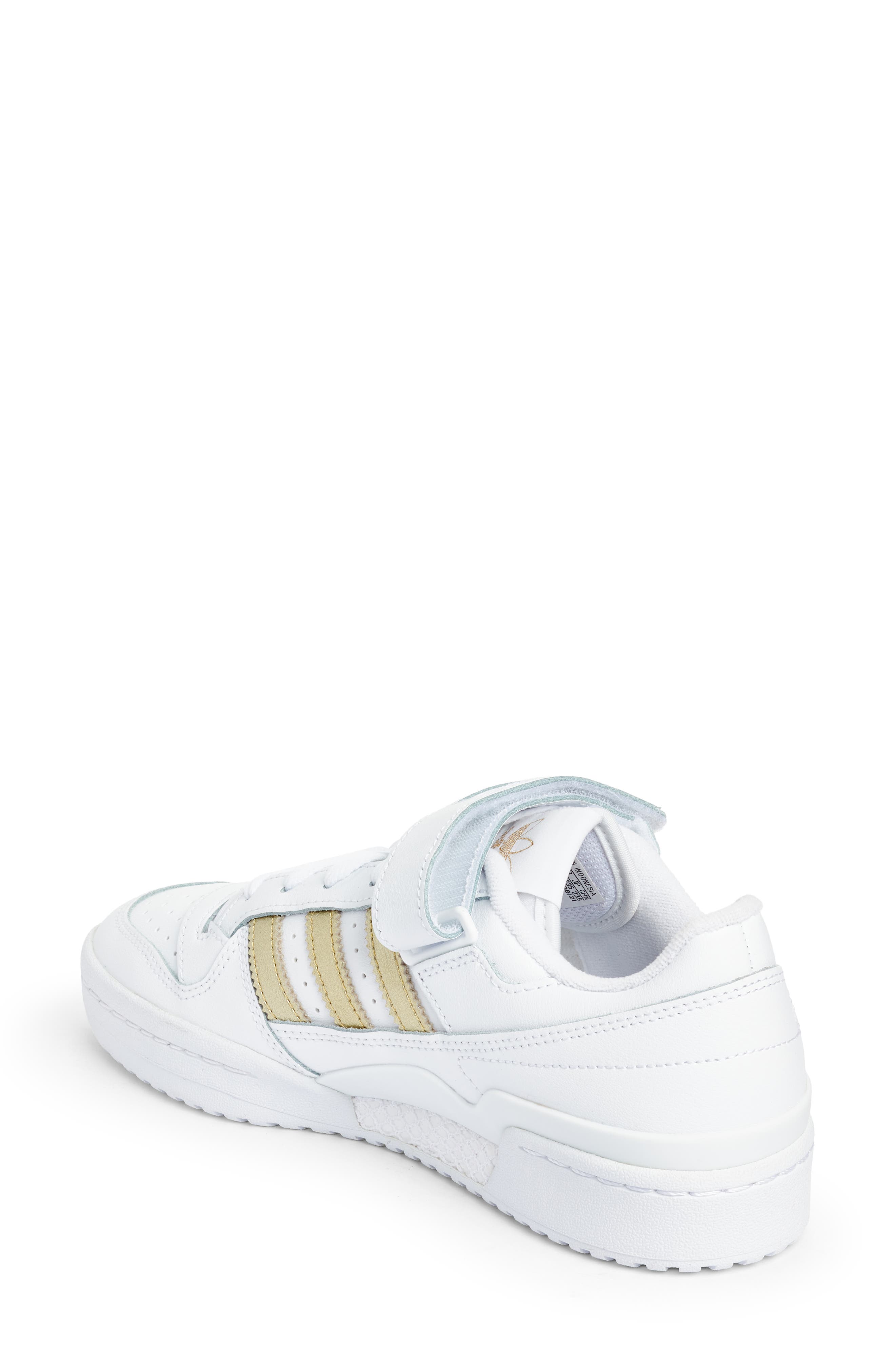 Forum Low Basketball Sneaker, Alternate, color, FTWR WHITE/ GOLD/ BLACK