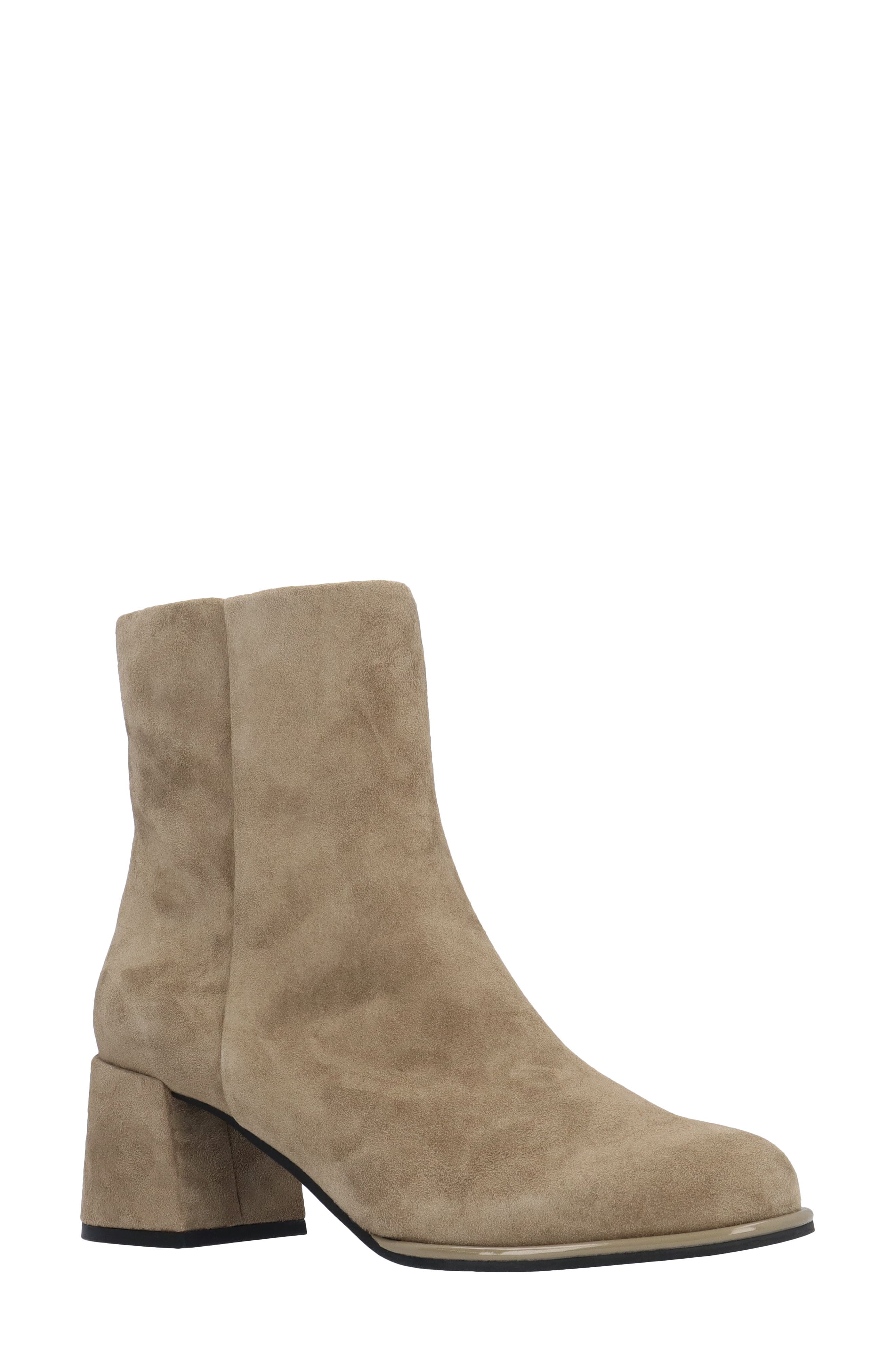 DARK TAUPE