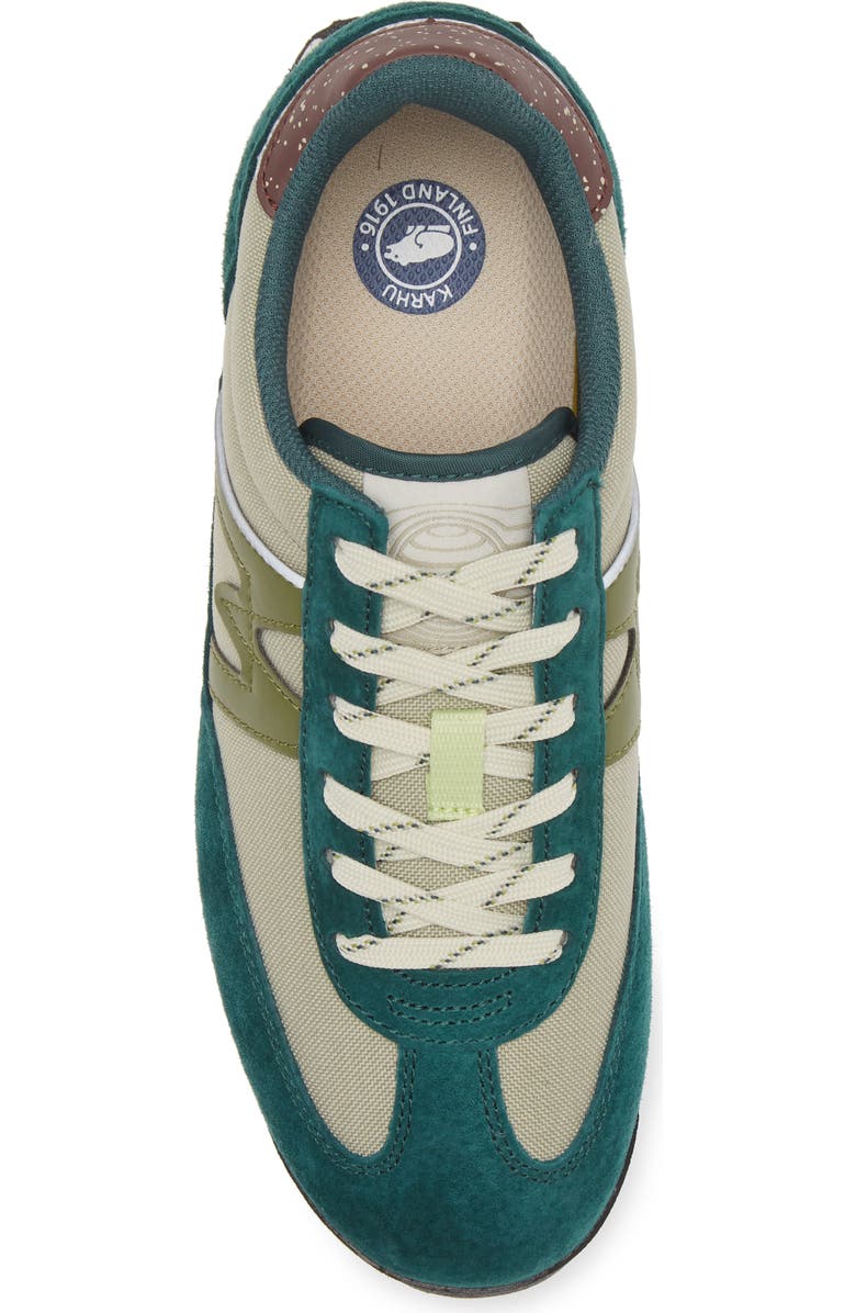 Karhu Gender Inclusive Mestari Control Sneaker, Alternate, color,