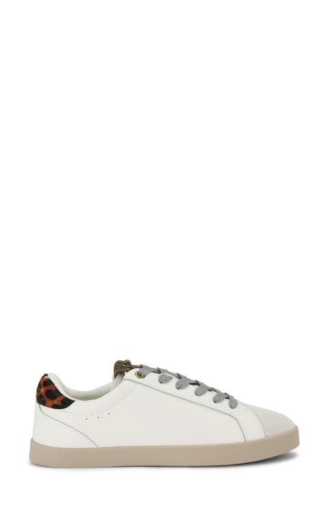 Britton Sneaker
