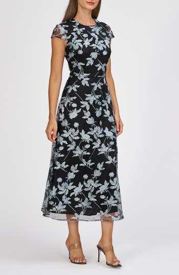 Yvette Embroidered Midi Dress