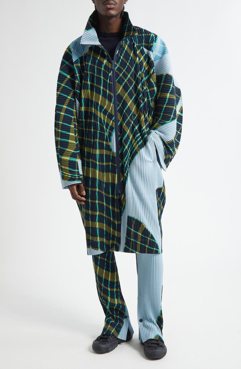 Homme Plissé Issey Miyake Windswept Plaid Pleated Coat, Main, color, Blue Gray