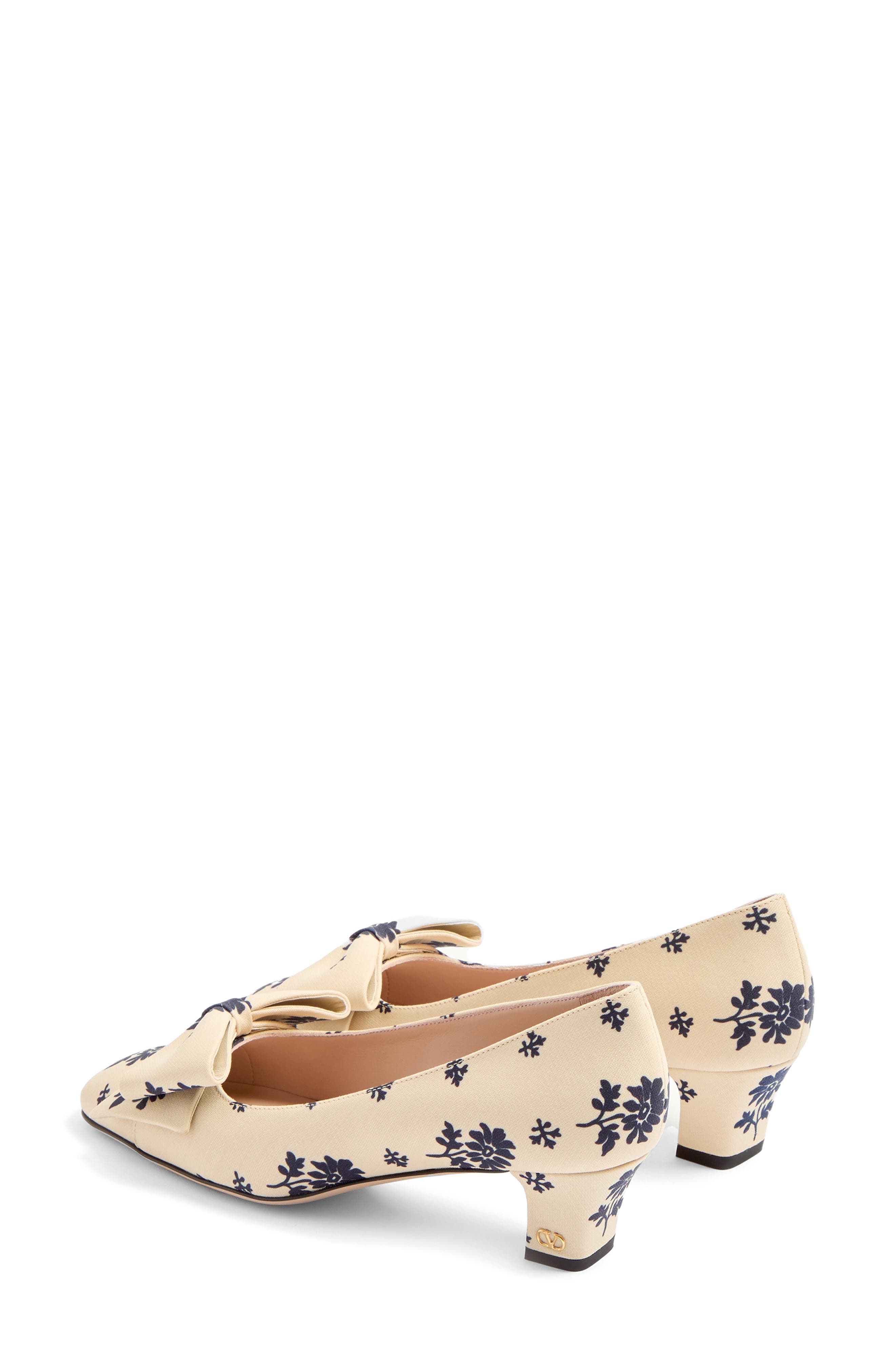 Valentino Garavani Bowow Décolleté Pump, Alternate, color, Butter