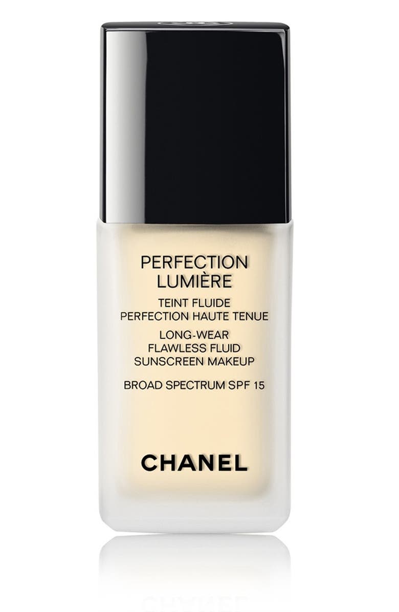 CHANEL PERFECTION LUMIÈRE <br />Long-Wear Flawless Fluid Sunscreen Makeup Broad Spectrum SPF 15, Main, color, 