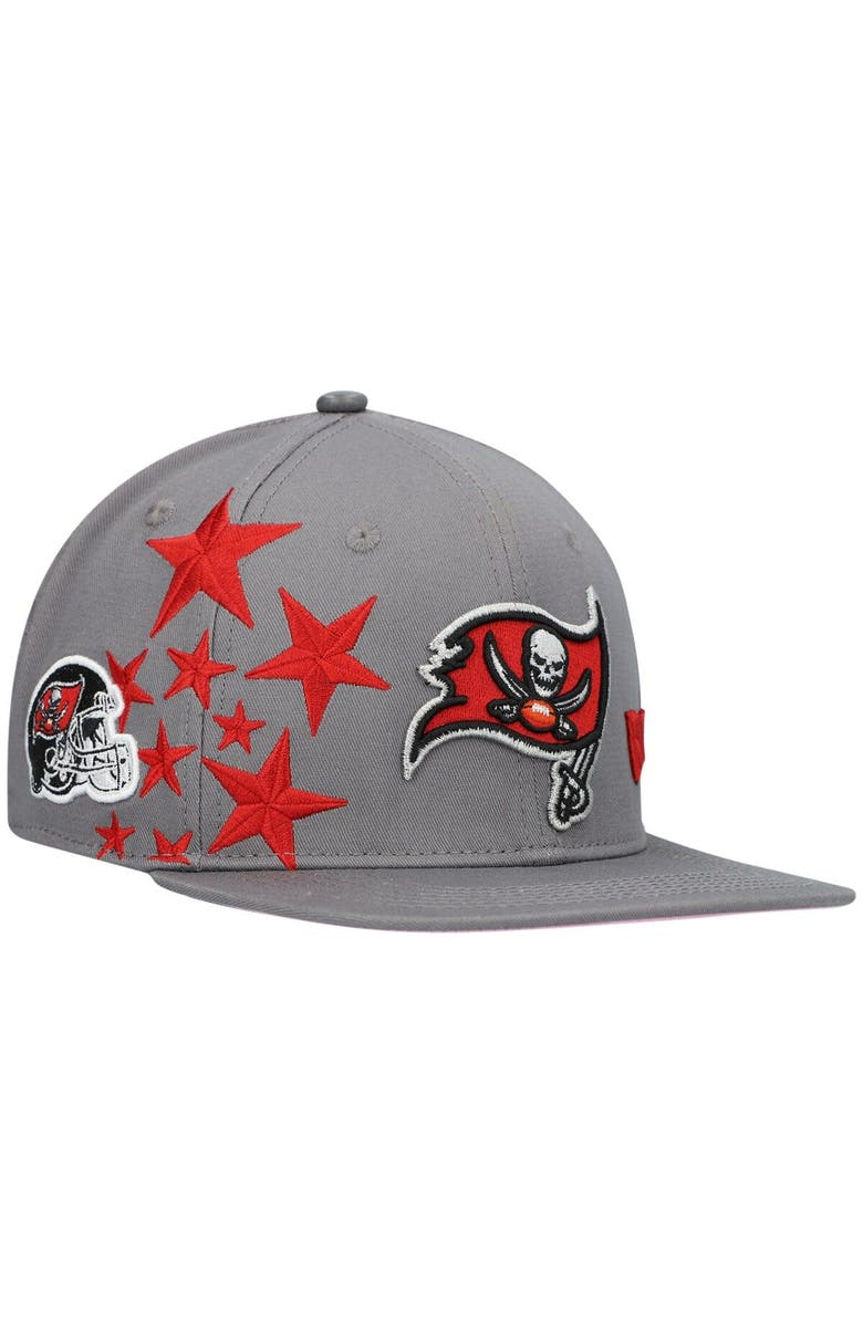 PRO STANDARD Men's Pro Standard Tampa Bay Buccaneers Pewter Stars Snapback Hat, Main, color, 