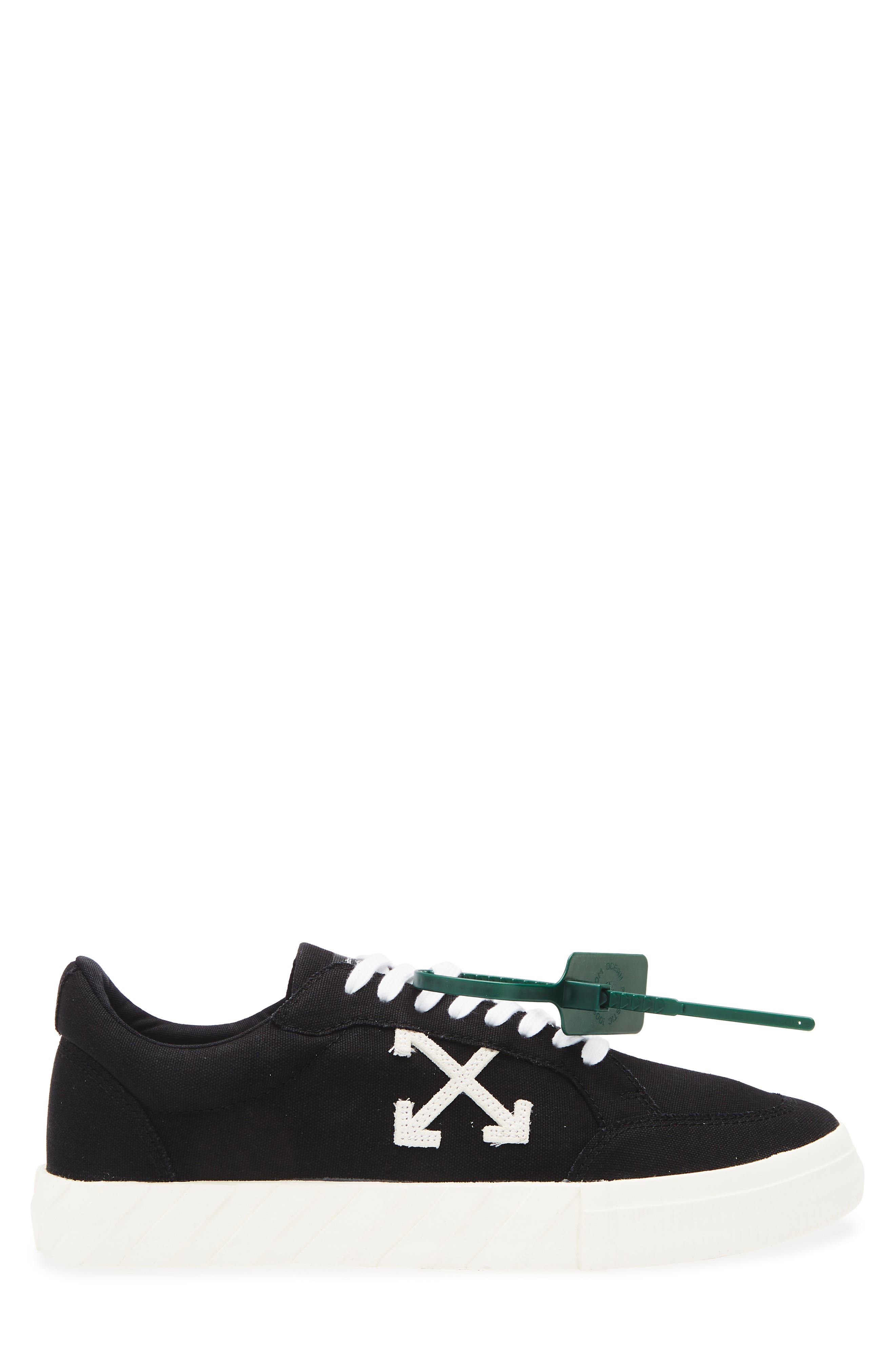 Off-White Low Vulcanized Canvas Sneaker, Alternate, color, 