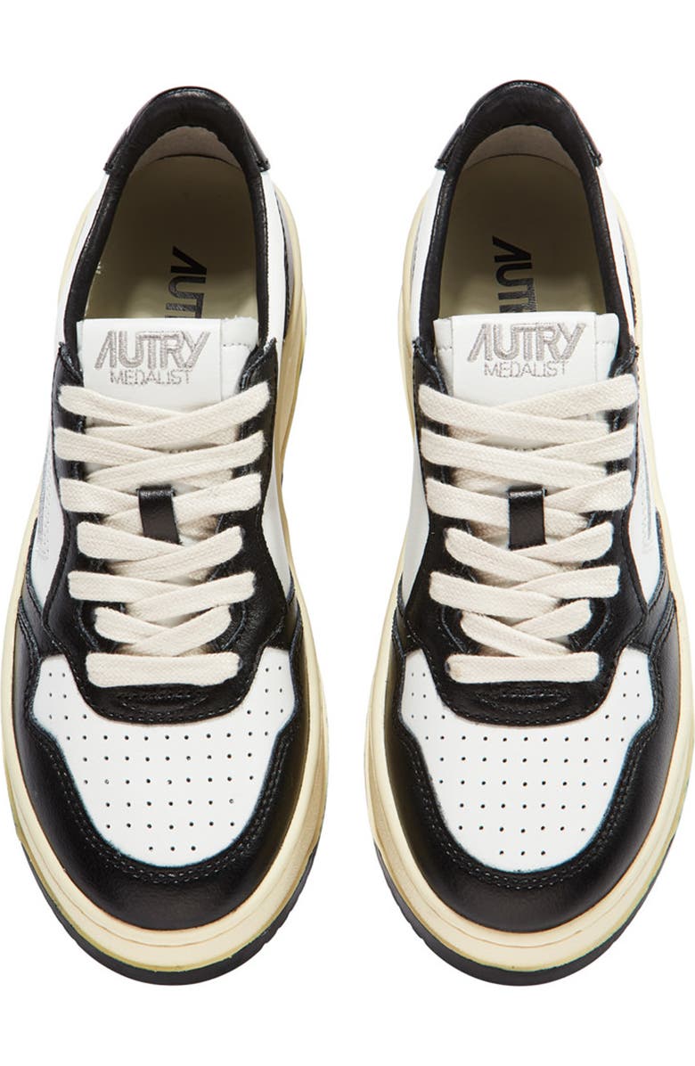 AUTRY Medalist Sneaker, Alternate, color,