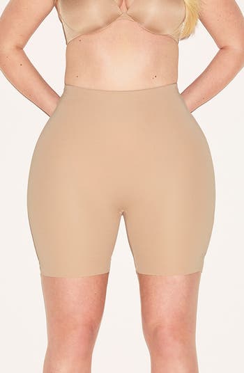 Hip Enhancing Mid Thigh Padded Shorts