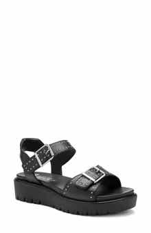 Buttercup Studded Sandal (Women0