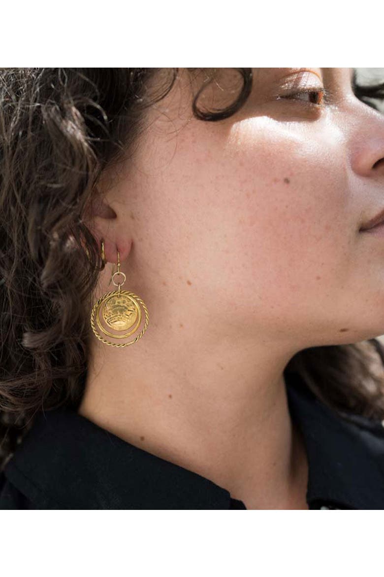 Yashi Embossed Ring Dangle Earring, Alternate, color, Gold