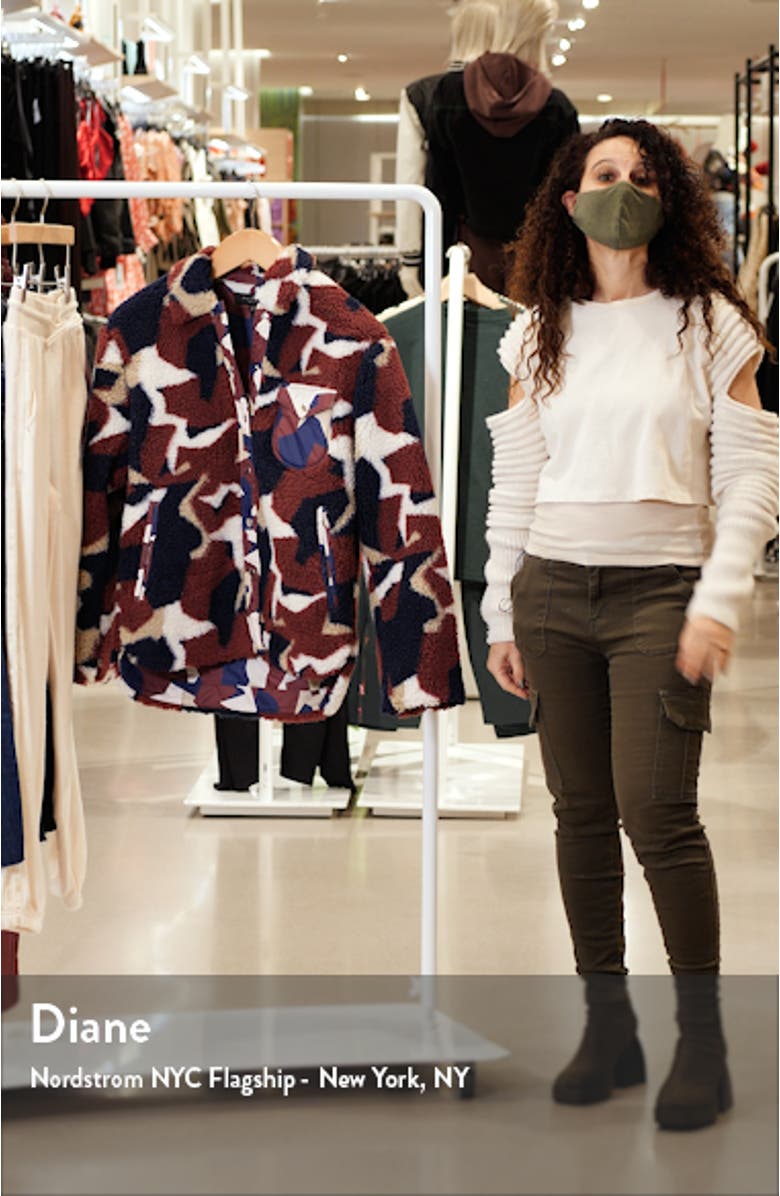 Elliot High Pile Fleece Jacket, sales video thumbnail