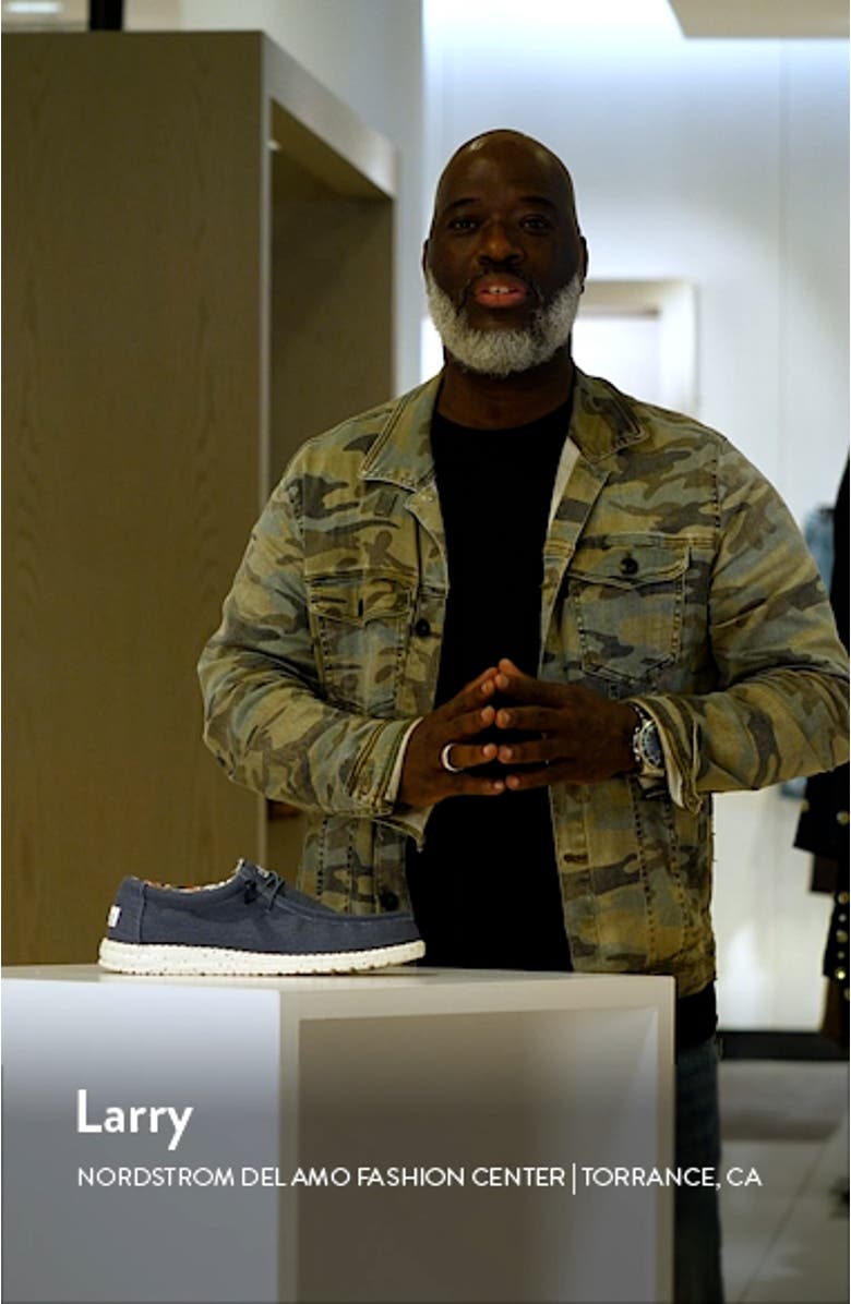 Wally Slip-On