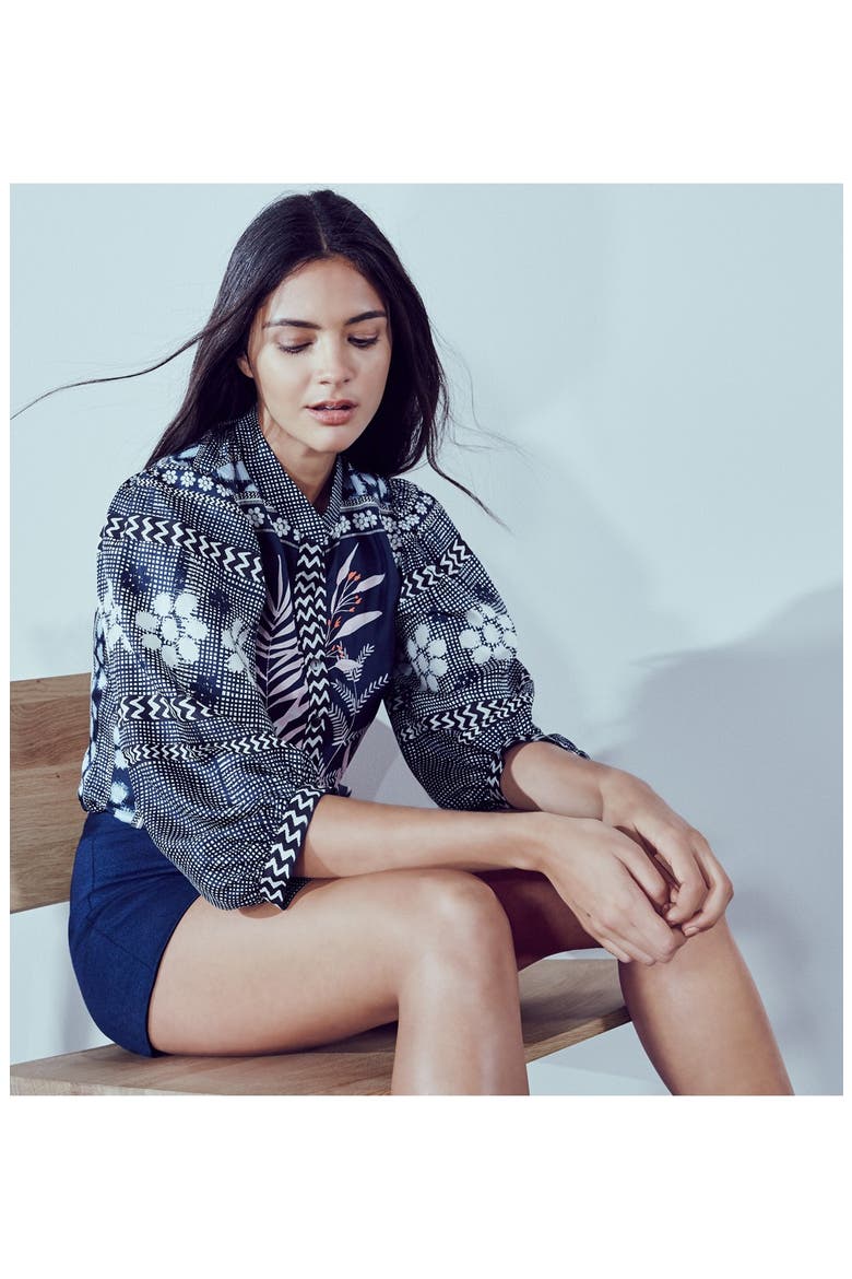 'Fausta' Woven Cotton Shorts, Alternate, color, INDIGO