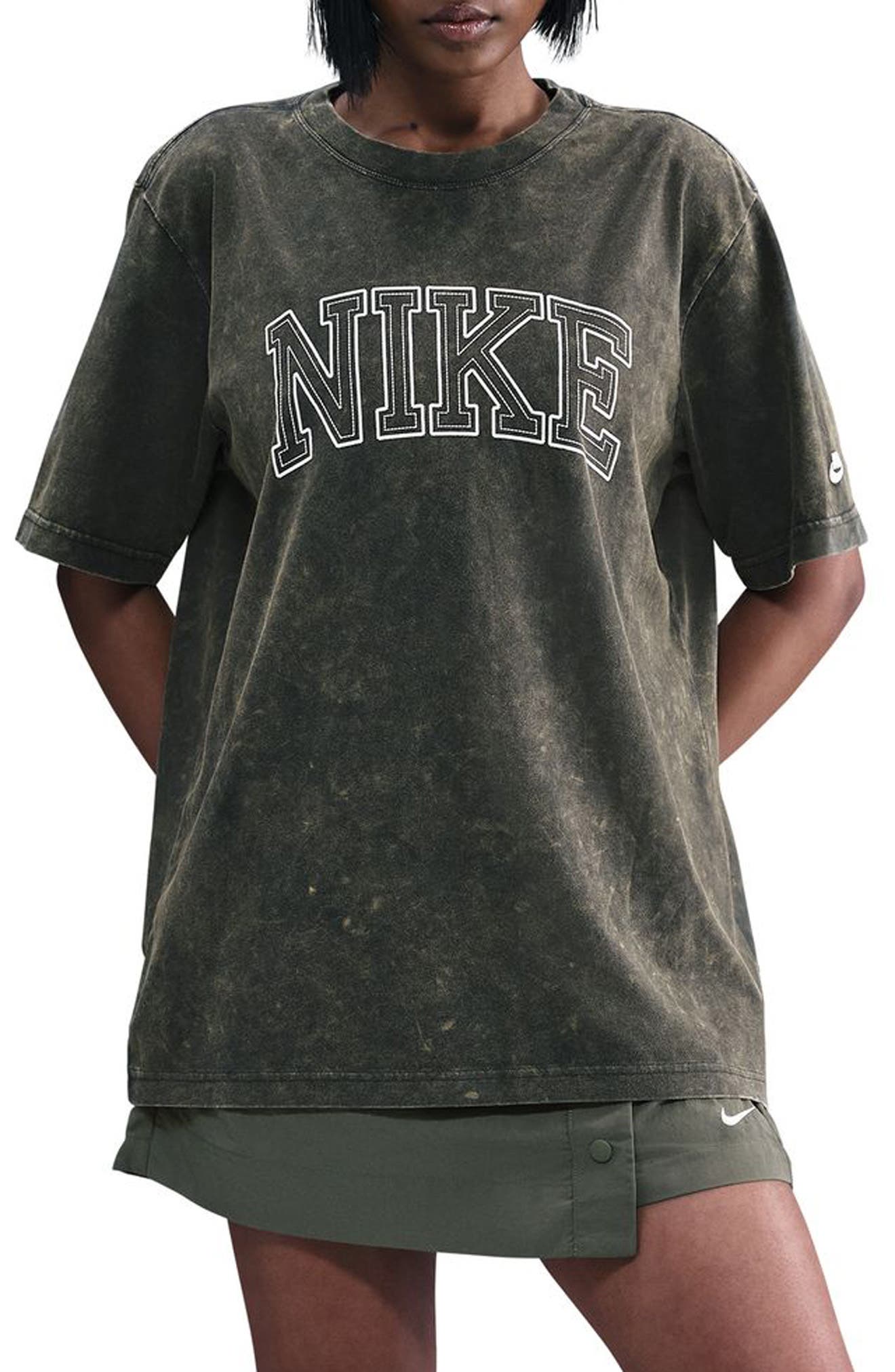 Nike Swoosh Short Sleeve T-Shirt