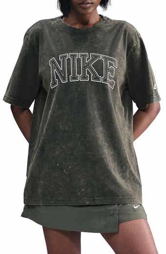 Nike Swoosh Short Sleeve T-Shirt