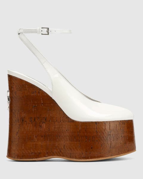Tansy Wedge