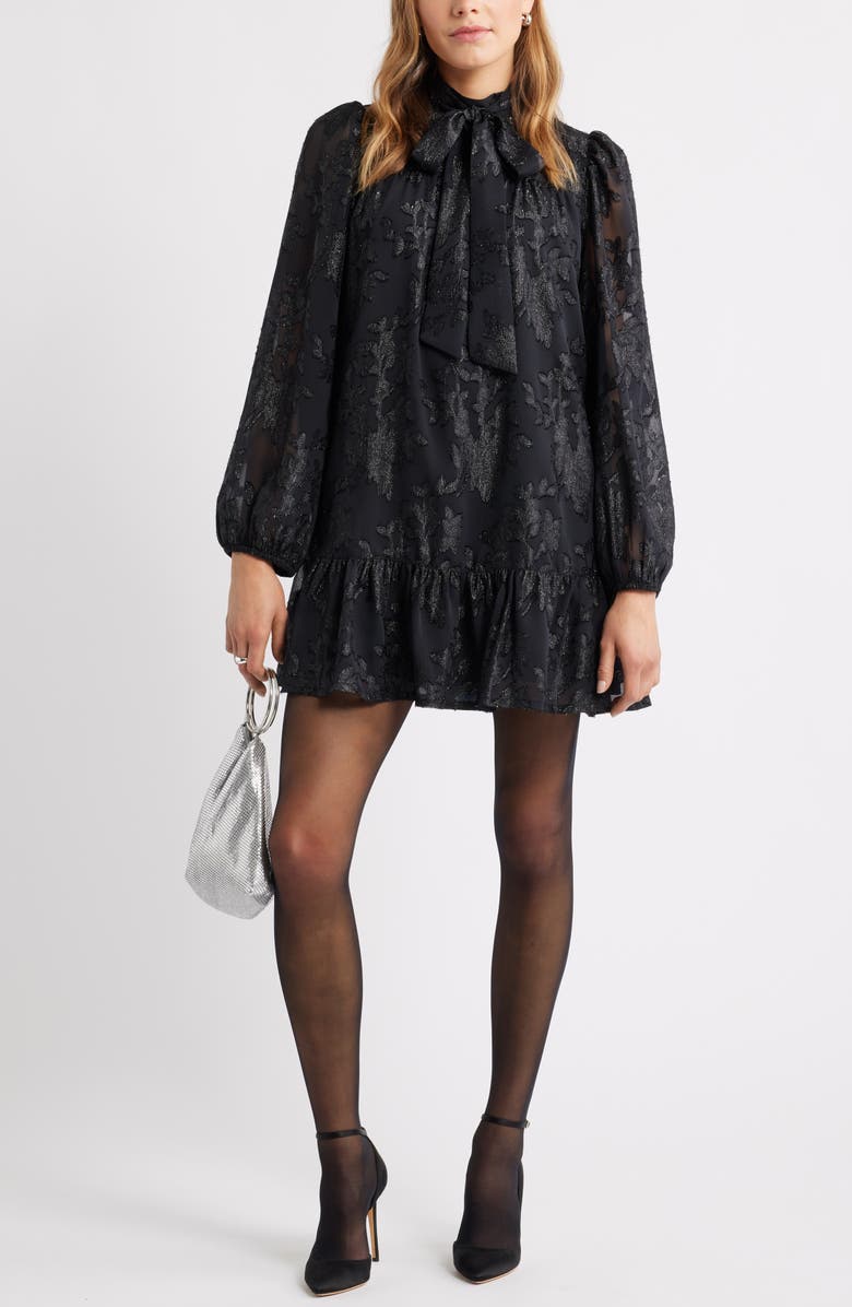 Treasure & Bond Metallic Floral Jacquard Long Sleeve Shift Minidress, Alternate, color, Black