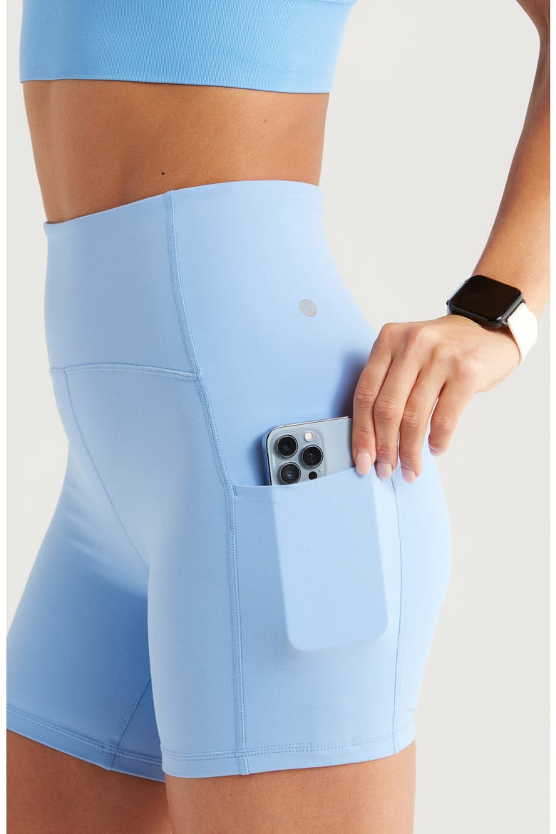 Studio Luxe Pocket Bike Shorts, Alternate, color, BLUE AZURINE