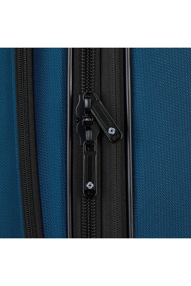 Ascella 4 Softside Expandable 29" Large Checked Spinner Luggage, Alternate, color, Cerulean Blue