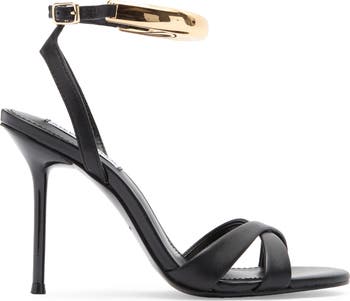 Dianna Sandal