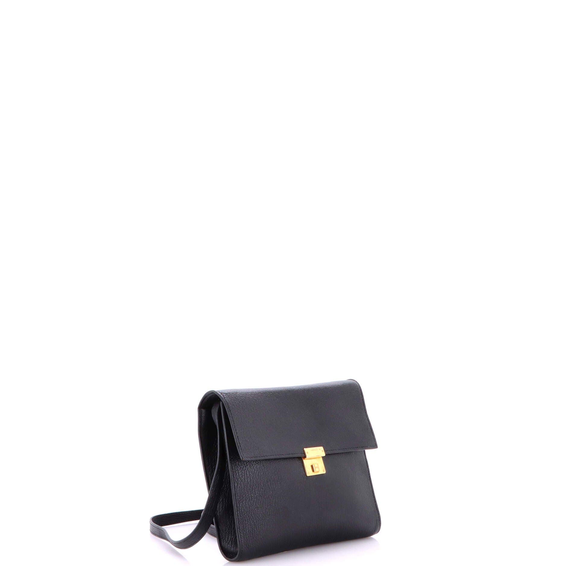 Pre-Owned Hermes Clic Wallet on Strap Chevre Mysore 16, Alternate, color, Noir