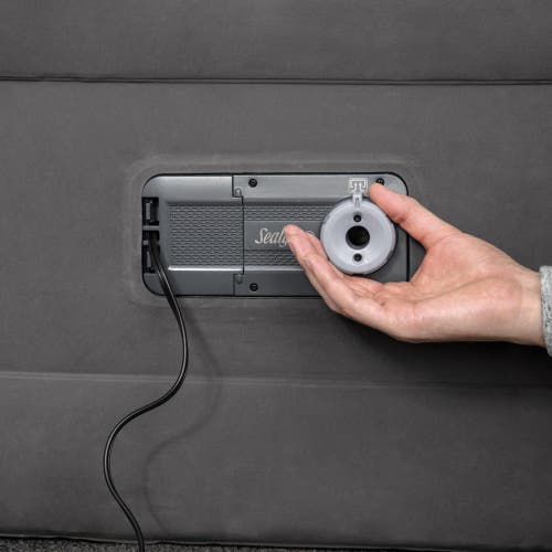 Sealy Tritech Airbed Queen Builtin Ac Pump 80" X 60" X 22"