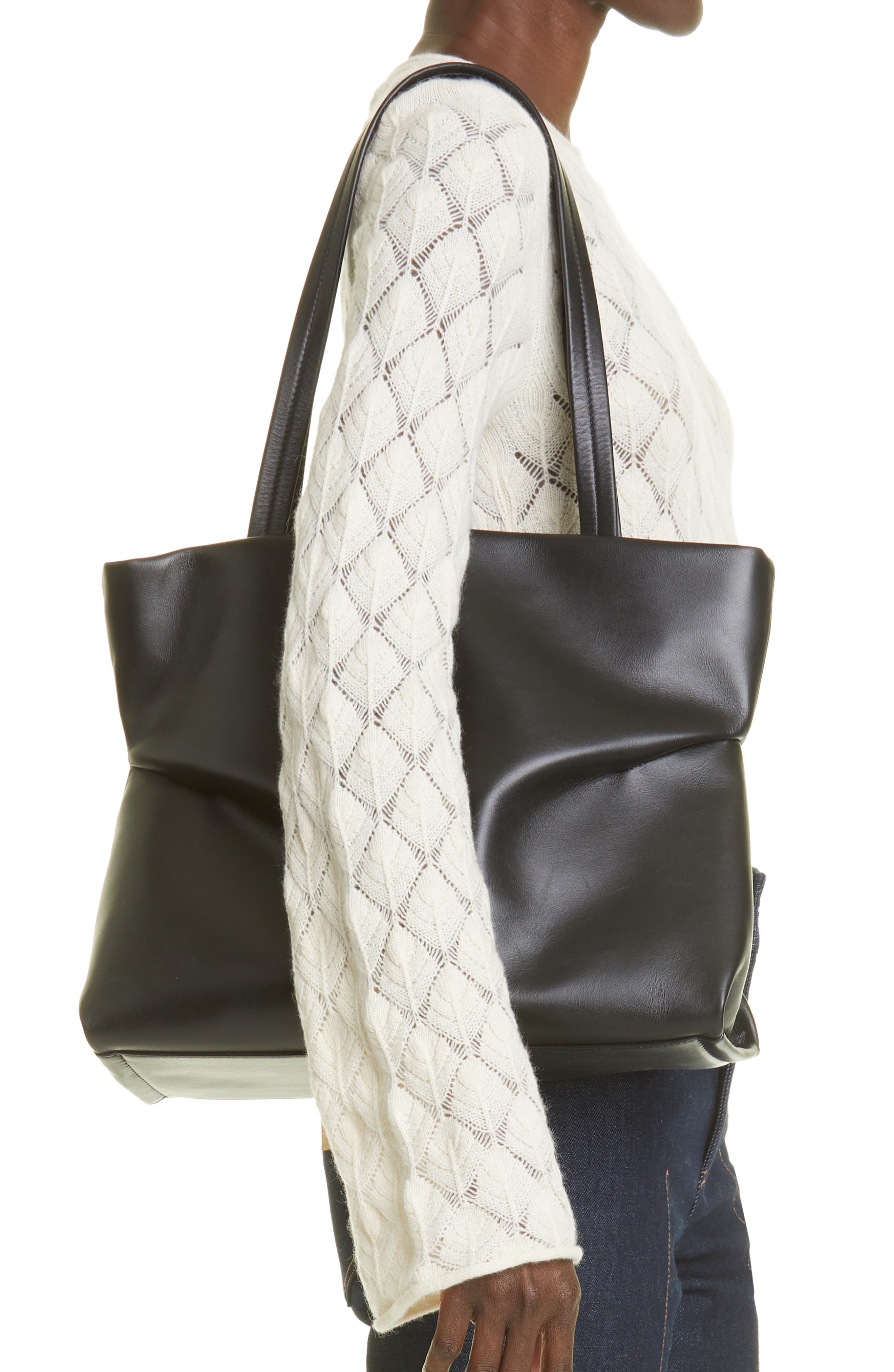 Chloé Judy Leather East/West Tote, Alternate, color, 