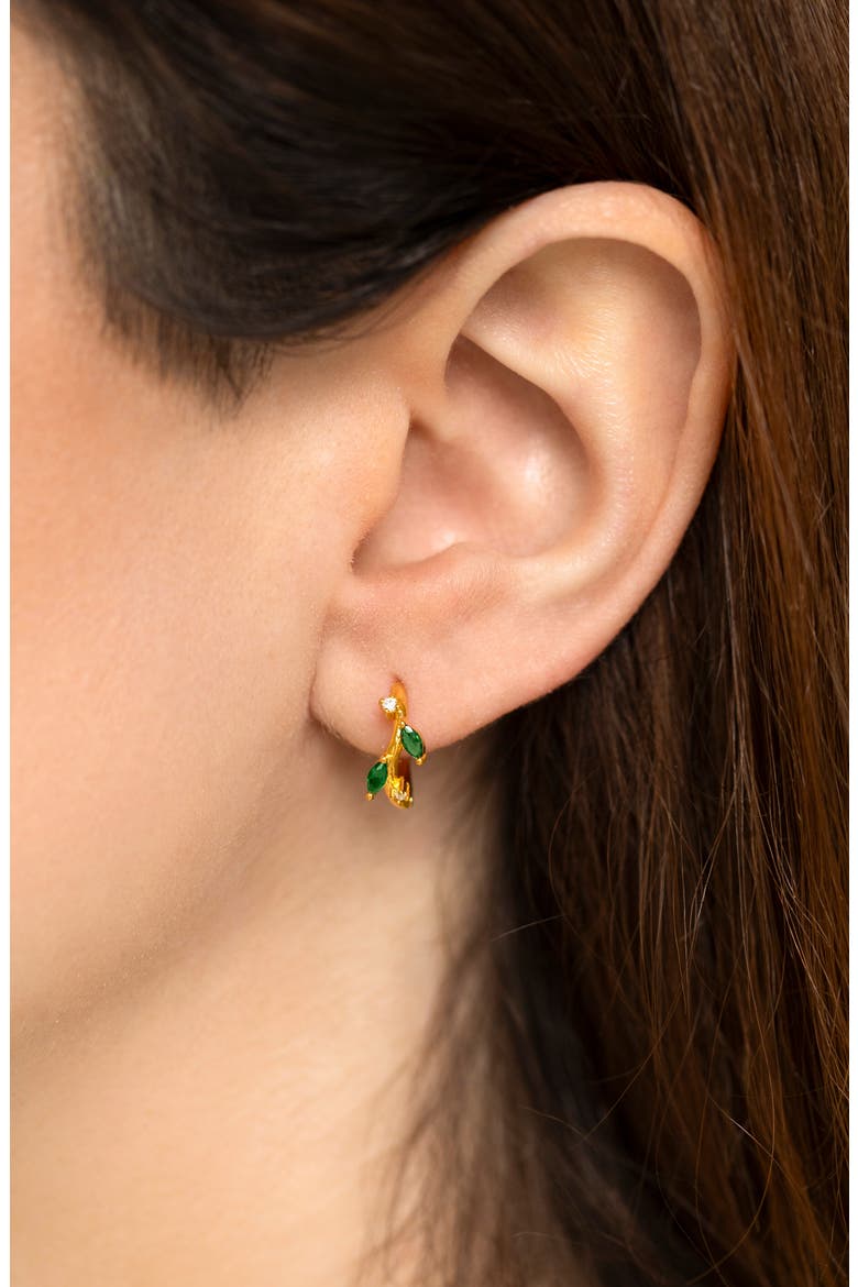Morning Dew Huggie Hoop Earrings, Alternate, color, GOLD