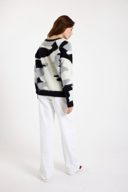 Brodie Pure Cashmere Brodie Brushed Camo Cashmere Jumper In Black