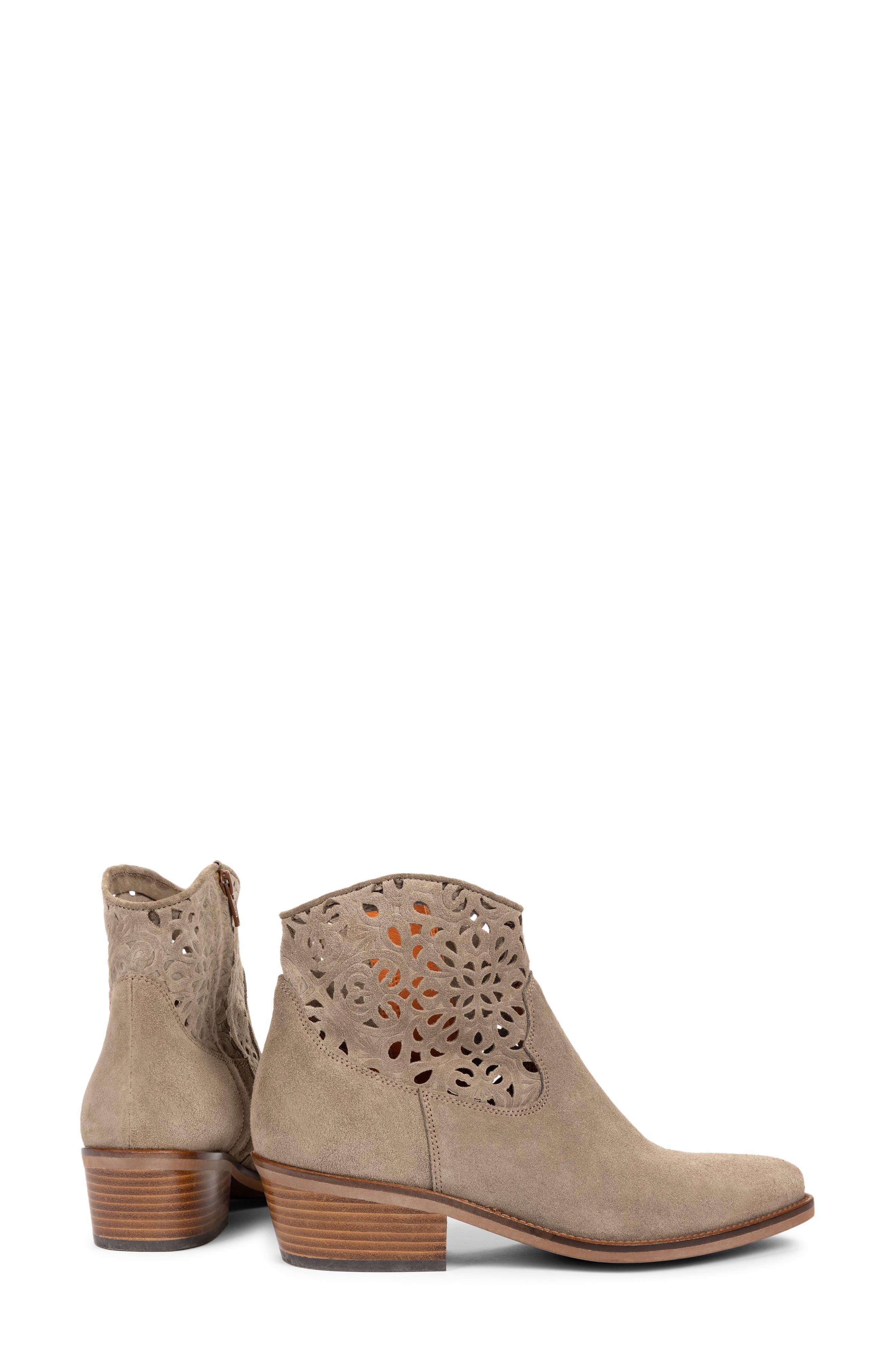 Penelope Chilvers Cassidy Cutout Bootie, Alternate, color, 