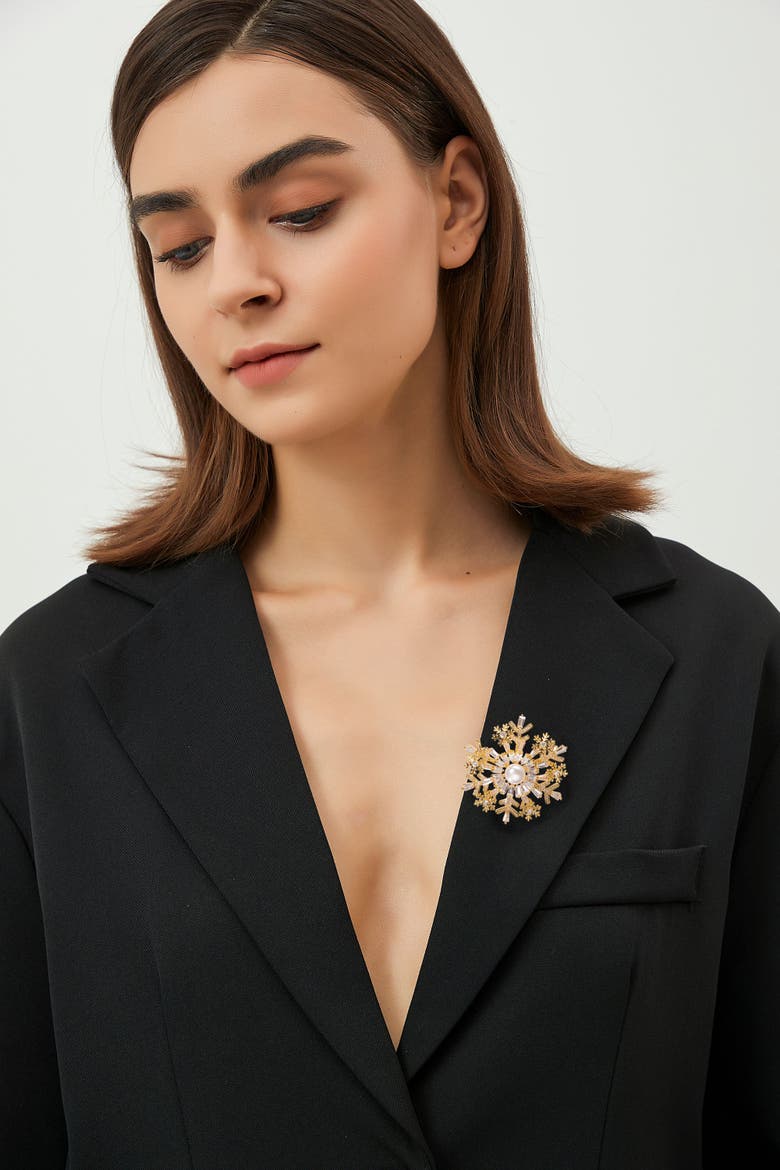 Pavé Cubic Zirconia and Freshwater Pearl Snowflake Multi Way Brooch Pendant, Alternate, color, Gold